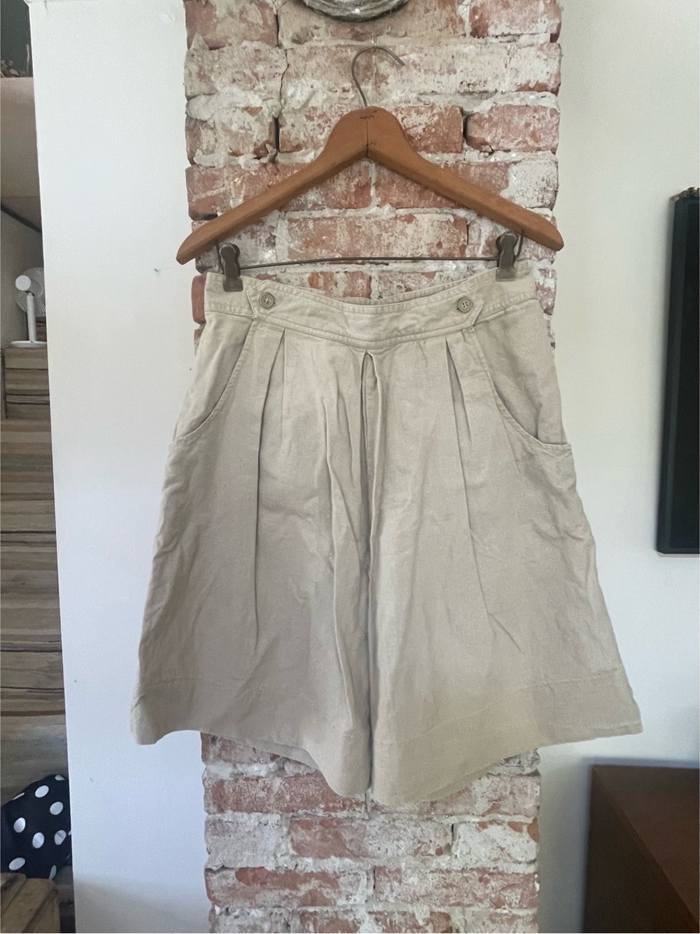 High-Waist Pleated Women's Shorts in Light Beige